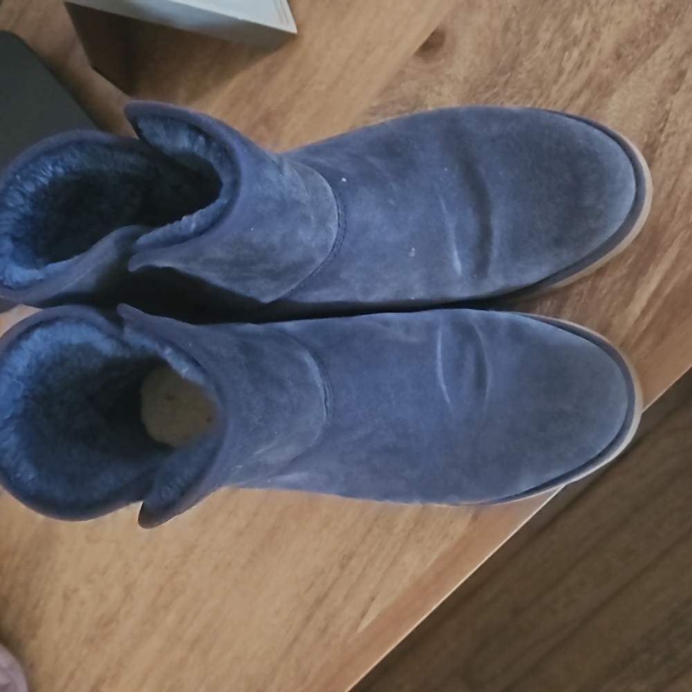 Uggs Short - image 2